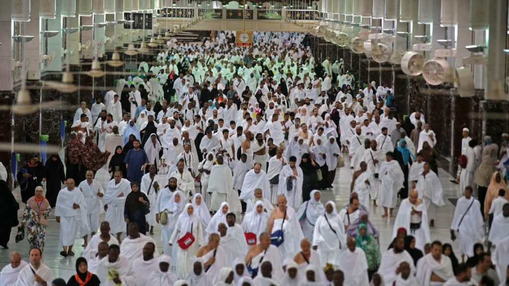 An takaita aikin Hajjin bana zuwa mazauna Saudiyya kadai