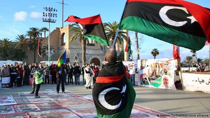 Duk da yaƙi a Libya, N52 ne litar fetur