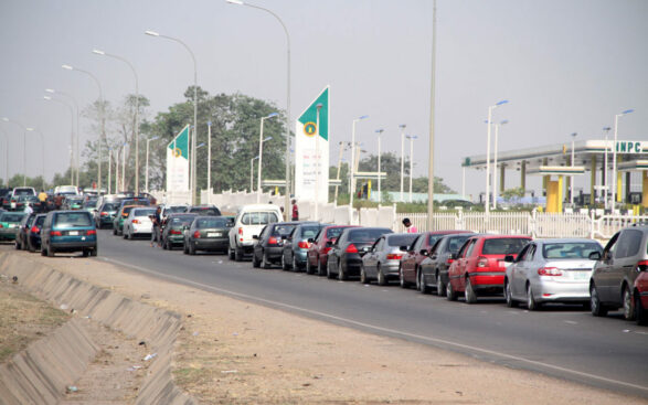 Yadda ababen hawa ke bin layin shan man fetur a Abuja
