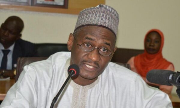 Farfesa Yusuf Usman