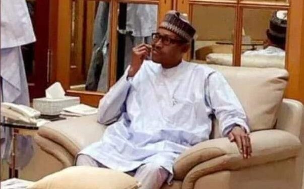 Hoton Shugaba Buhari na sakace
