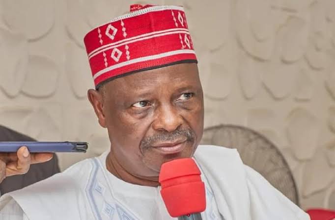 Ko idona Ganduje ba ya iya kallo balle ya mare ni —Kwankwaso