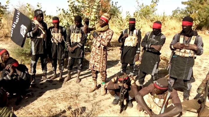 ’Yan ta’adda sama da 100  sun mutu a gumurzu tsakanin Boko Haram da ISWAP