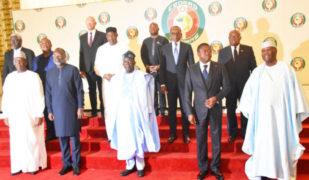 Rikicin Nijar: Ba kasashen Yamma muke yi wa amshin shata ba — ECOWAS 