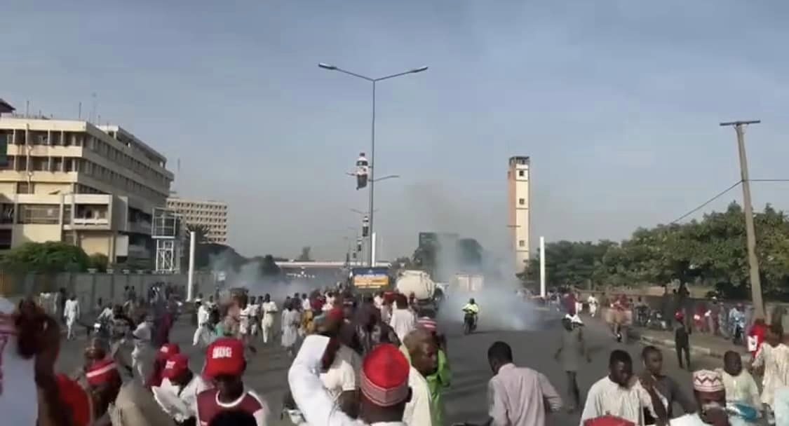 Magoya bayan NNPP sun yi zanga-zanga kan hukuncin kotu a Kano