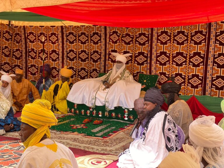 Ba za mu fitar da Aminu Bayero daga Fadar Nassarawa ba — ’Yan sanda