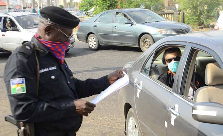 Babu buƙatar mu riƙa tsayar da motoci muna duba takardu — ’Yan sanda