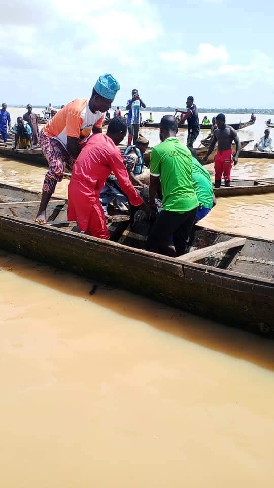 Adadin waɗanda suka mutu a haɗarin kwale-kwalen Neja ya ƙaru zuwa 24